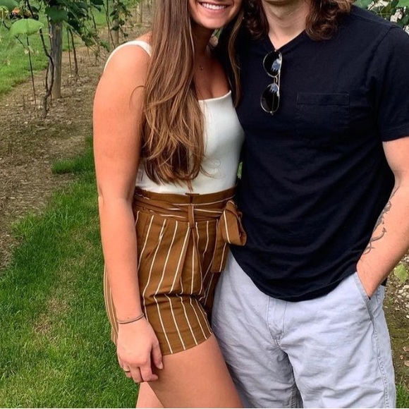 Size small shorts - Picture 1 of 2